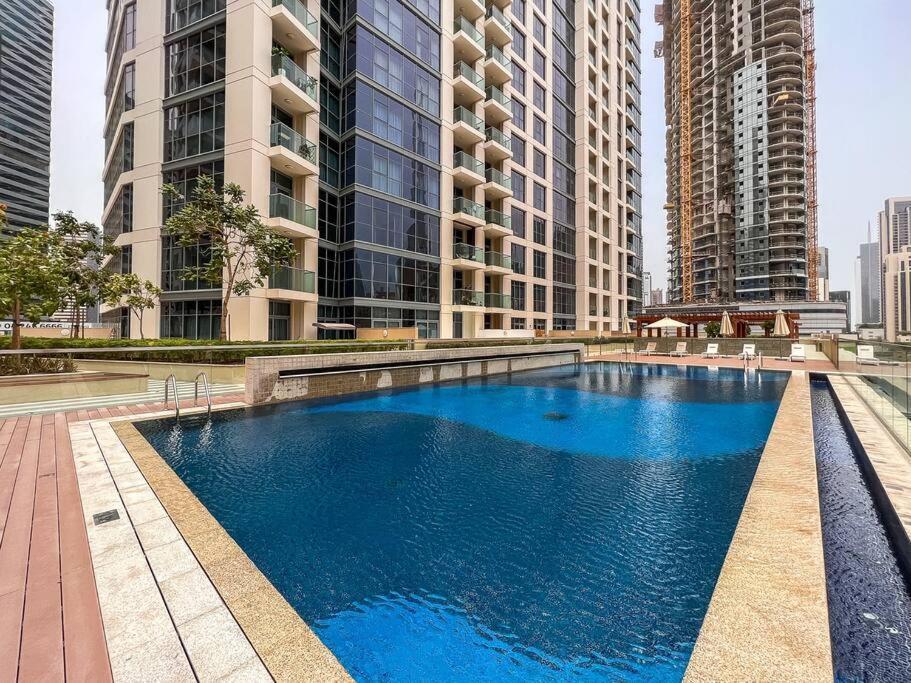 Апартаменты Vogue Downtown - Bellevue Towers Дубай Экстерьер фото
