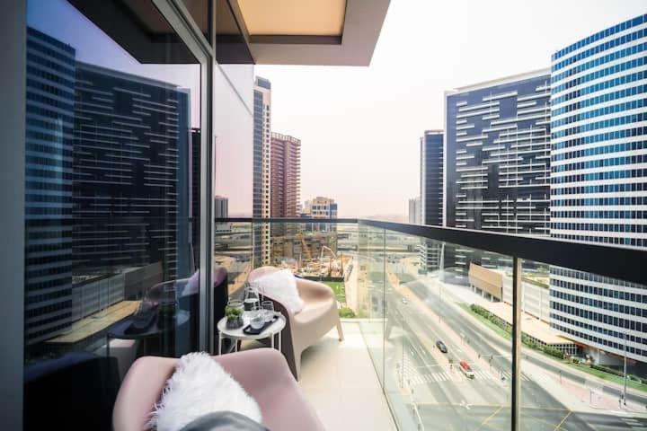 Апартаменты Vogue Downtown - Bellevue Towers Дубай Экстерьер фото
